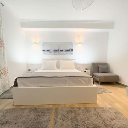 Petite Retreat In Kolonaki, Athens /Netflix Atenas Exterior foto