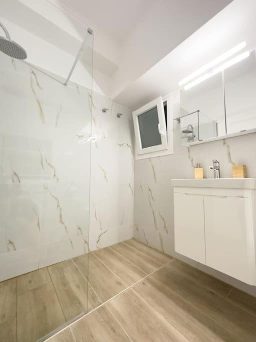 Petite Retreat In Kolonaki, Athens /Netflix Atenas Exterior foto