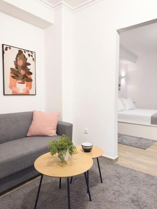 Petite Retreat In Kolonaki, Athens /Netflix Atenas Exterior foto