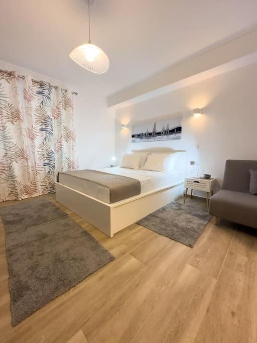 Petite Retreat In Kolonaki, Athens /Netflix Atenas Exterior foto